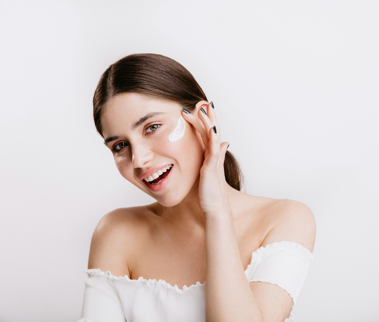 العناية بالبشرة